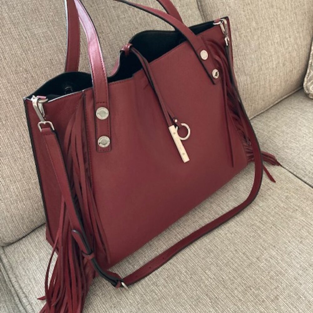 LARGE TOTE with FRINGE/GREAT MULTITASKER